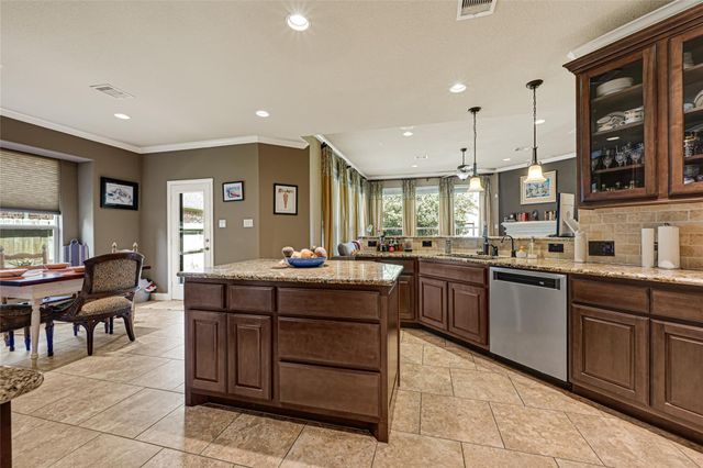 902 Cactus Ridge Court, Friendswood, TX 77546