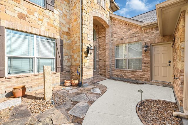 902 Cactus Ridge Court, Friendswood, TX 77546