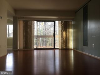 11735 LEDURA CT #201, Reston, VA 20191