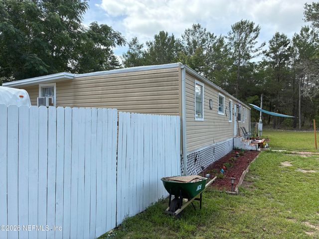 214 DOVE Street, Interlachen, FL 32148