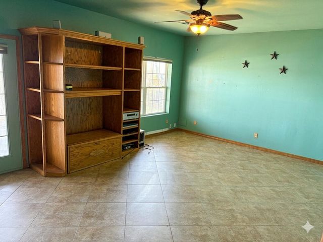 25050 S 613 Drive, Grove, OK 74344