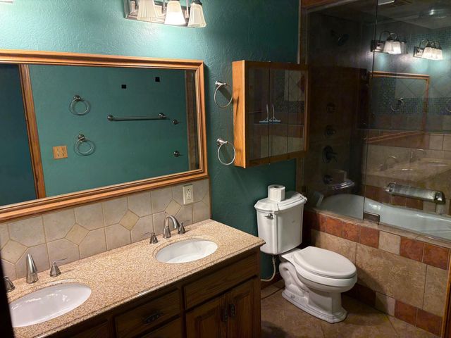 25050 S 613 Drive, Grove, OK 74344