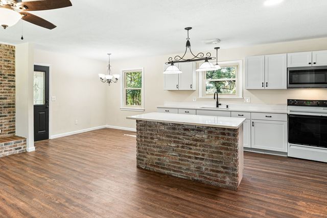 110 Laurel Lane, Marble, NC 28906