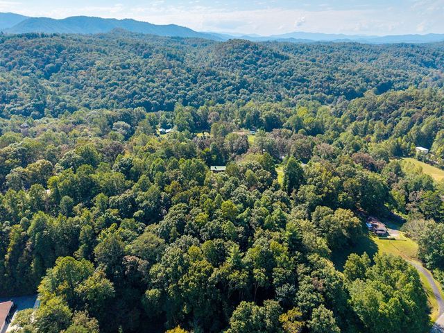 110 Laurel Lane, Marble, NC 28906