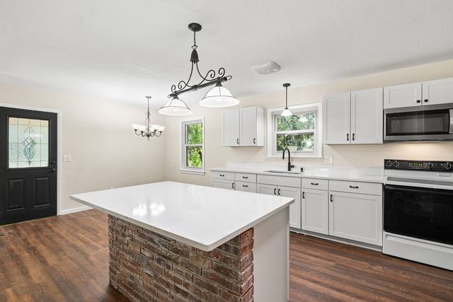 110 Laurel Lane, Marble, NC 28906