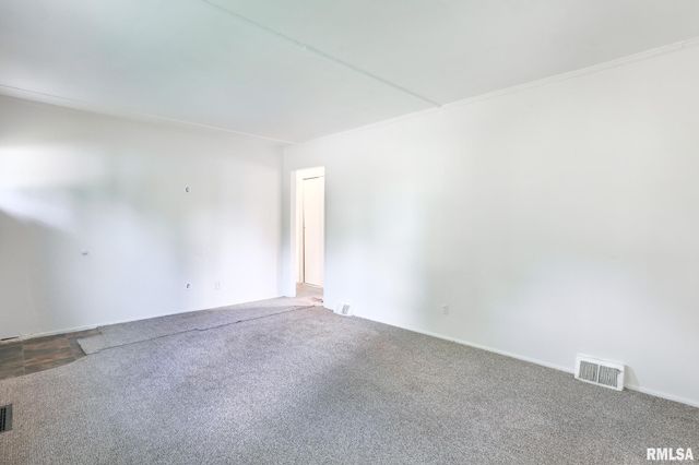3004 N WILSON Drive, Peoria, IL 61604