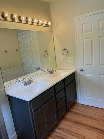 25484 SKY DR, Warrenton, MO 63383