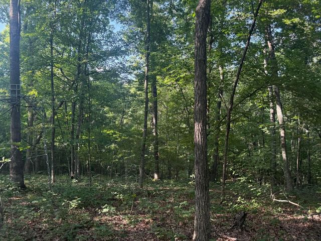 25484 SKY DR, Warrenton, MO 63383