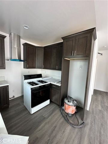 796 Cherry Avenue A, Long Beach, CA 90813