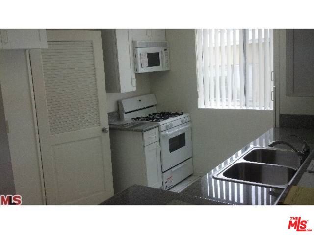 1607 N GLENDON Avenue 5, Los Angeles, CA 90024