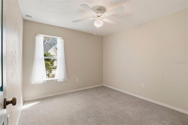 2016 NW 50TH PLACE, Gainesville, FL 32605