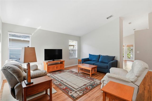 2016 NW 50TH PLACE, Gainesville, FL 32605