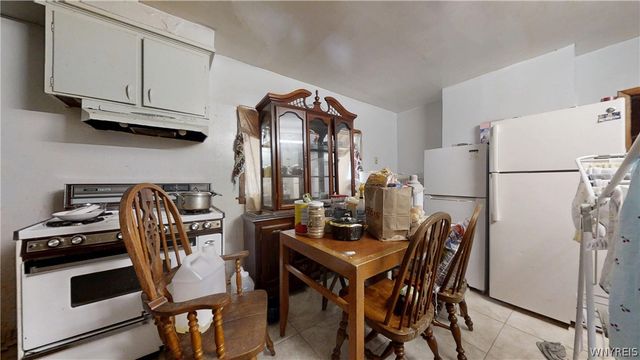 7 Milton Street, Buffalo, NY 14210