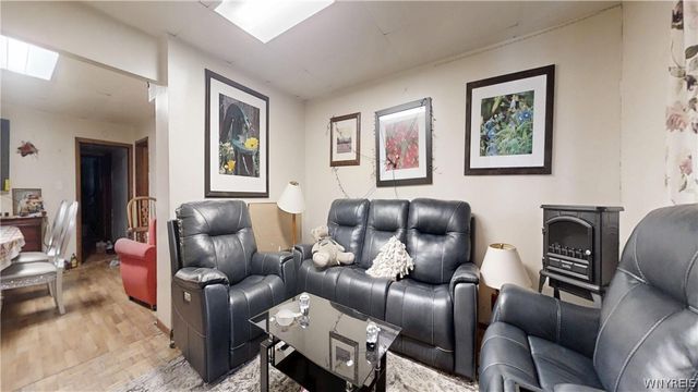 7 Milton Street, Buffalo, NY 14210