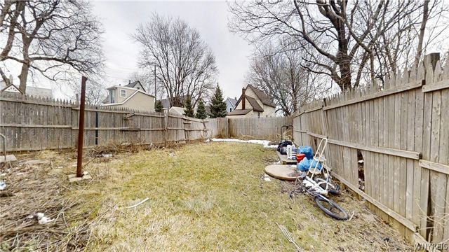 7 Milton Street, Buffalo, NY 14210