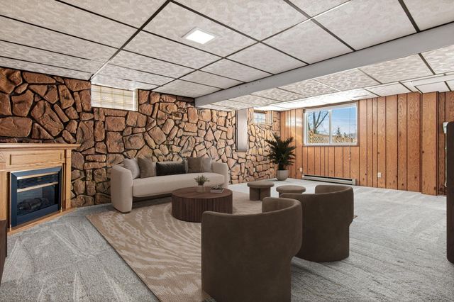 479 Centennial Drive, Roseville, MN 55113