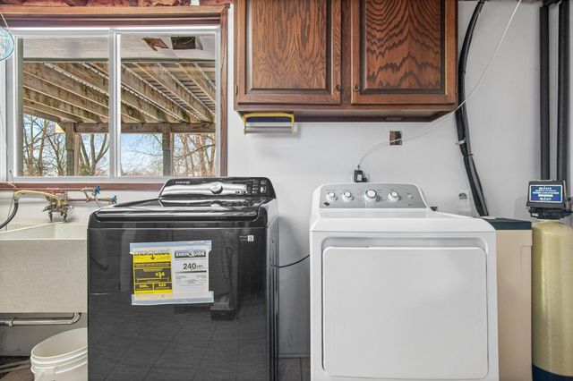 479 Centennial Drive, Roseville, MN 55113