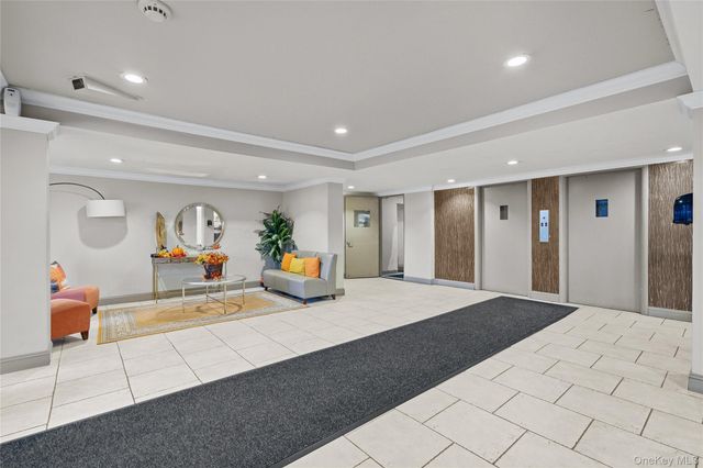 750 Shore Road 2D, Long Beach, NY 11561