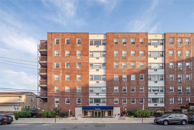 750 Shore Road 2D, Long Beach, NY 11561