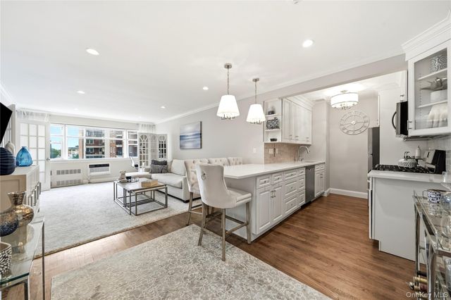 750 Shore Road 2D, Long Beach, NY 11561