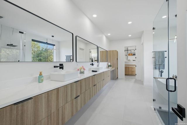 23119 Casey Canyon, San Antonio, TX 78255