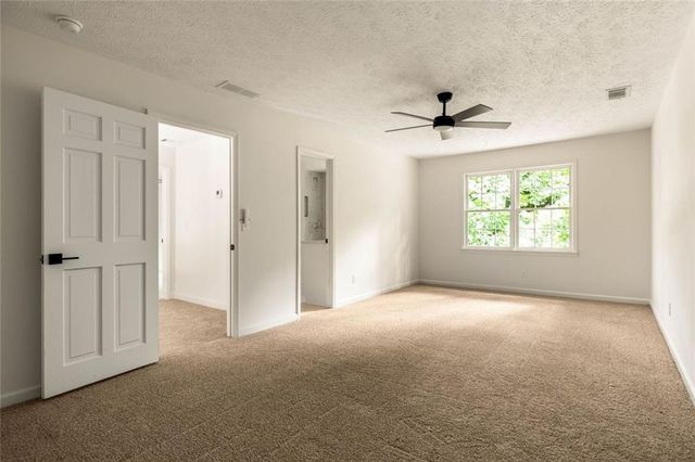 4736 Bridgewater Drive SW, Lilburn, GA 30047