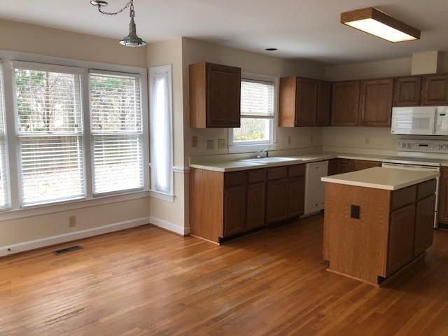 1005 New Dover Road, Apex, NC 27502