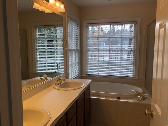1005 New Dover Road, Apex, NC 27502