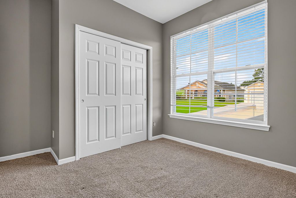 Image 20 of property listing at 202 Summer View Road, Summerville, SC 29486