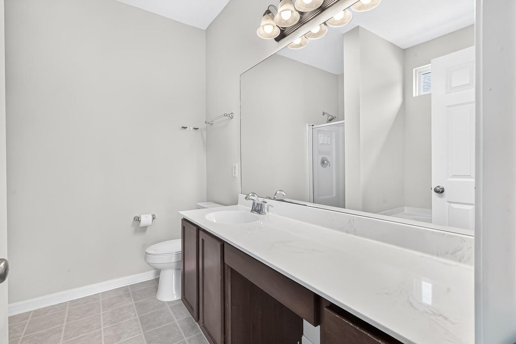 Image 29 of property listing at 202 Summer View Road, Summerville, SC 29486