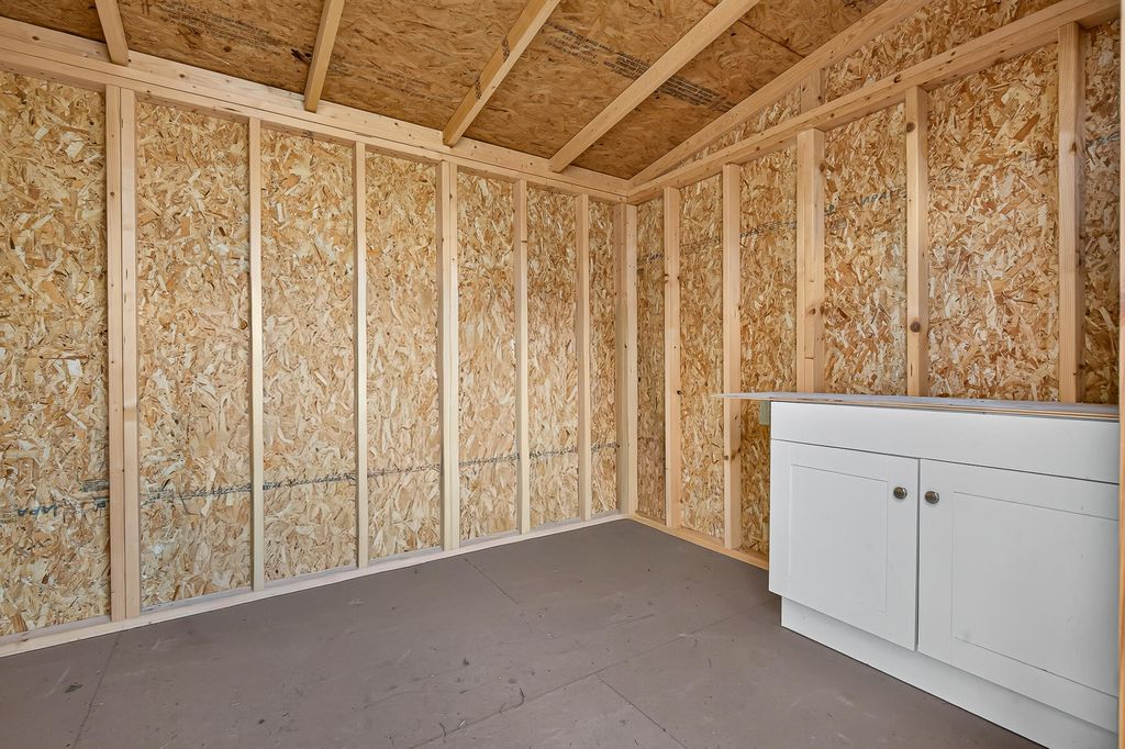 Image 33 of property listing at 202 Summer View Road, Summerville, SC 29486