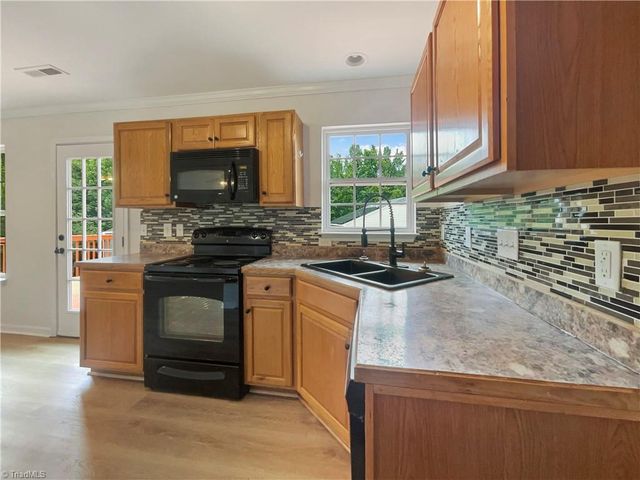 2006 Landon Court, Burlington, NC 27217