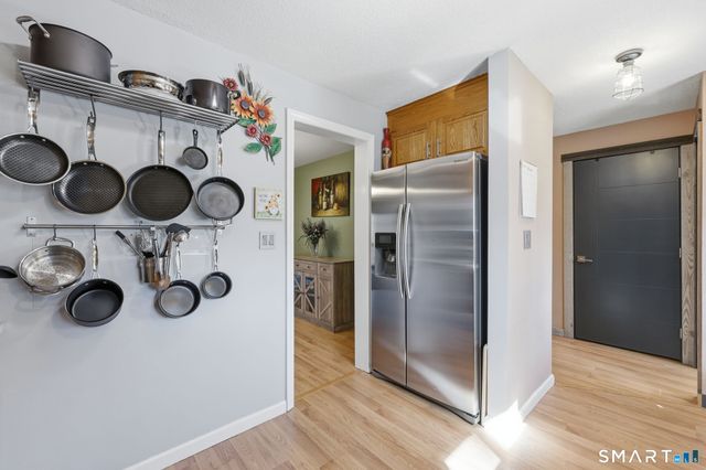 100 Northampton Lane APT 12, Plainville, CT 06062