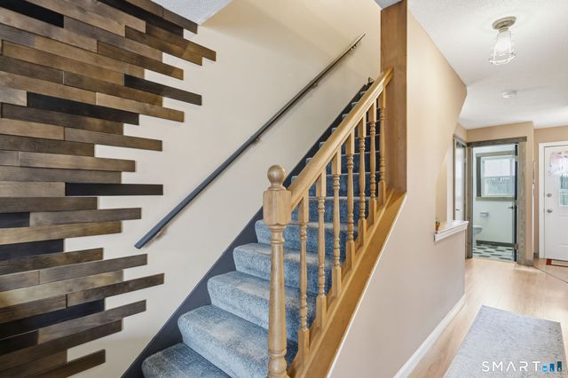 100 Northampton Lane APT 12, Plainville, CT 06062