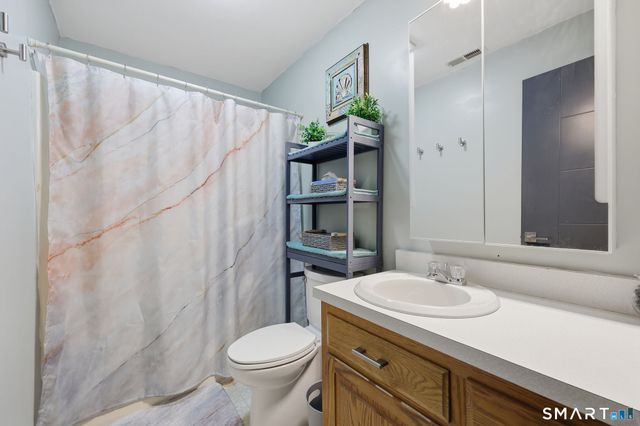 100 Northampton Lane APT 12, Plainville, CT 06062