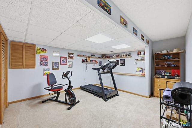 100 Northampton Lane APT 12, Plainville, CT 06062