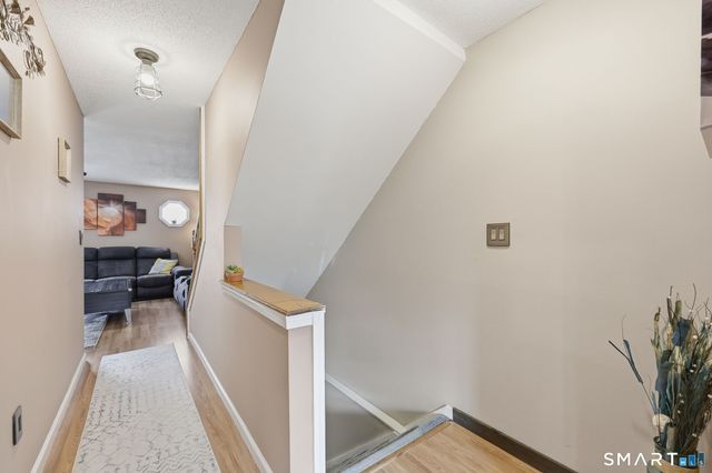 100 Northampton Lane APT 12, Plainville, CT 06062