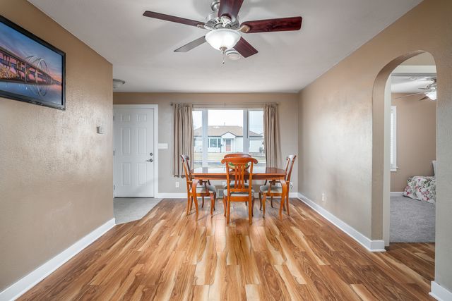 12 SUBURBAN HEIGHTS, Milan, IL 61264