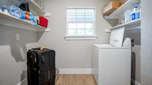 7727 Chasewood Drive, Missouri City, TX 77489