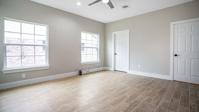 7727 Chasewood Drive, Missouri City, TX 77489