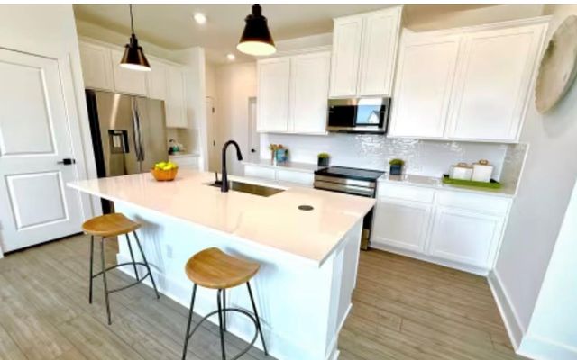 2577 Jack Nora WAY, Round Rock, TX 78665
