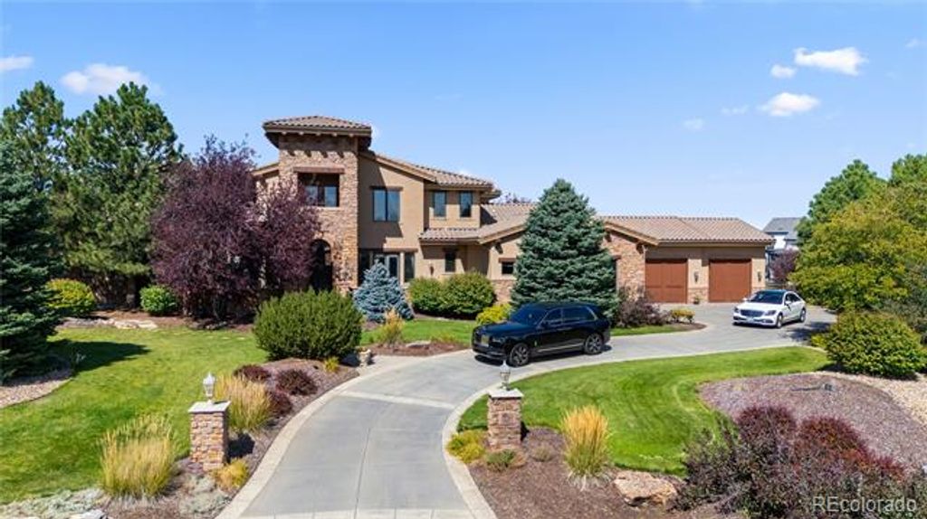 19333 E Briarwood Place Place, Aurora, CO 80016