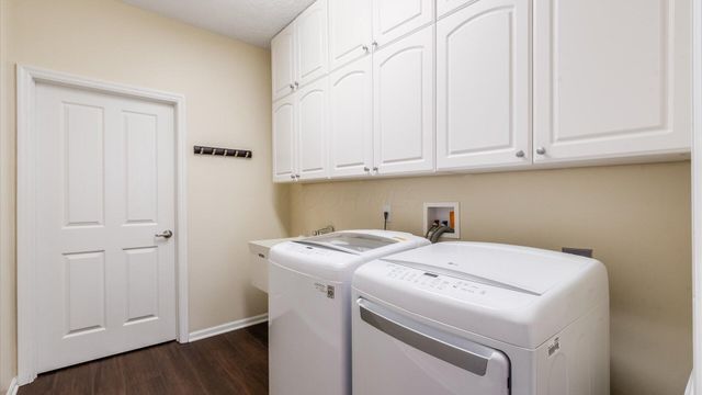 4142 Aumbrey Court, 32, New Albany, OH 43054
