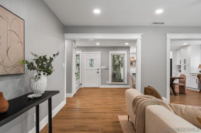 1920 Kingston, Escondido, CA 92027