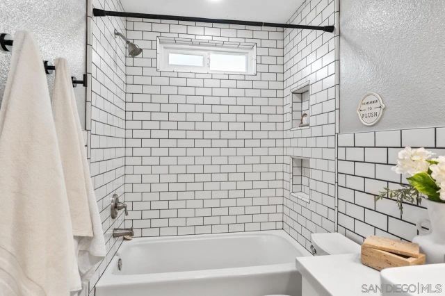 1920 Kingston, Escondido, CA 92027