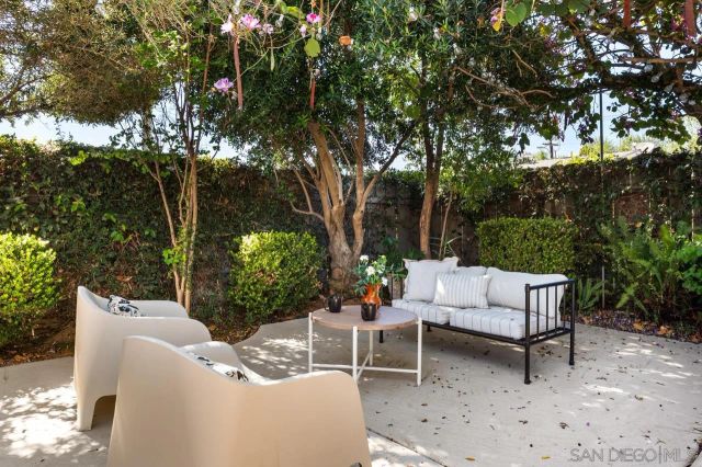 1920 Kingston, Escondido, CA 92027