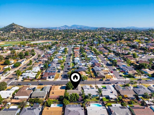 1920 Kingston, Escondido, CA 92027
