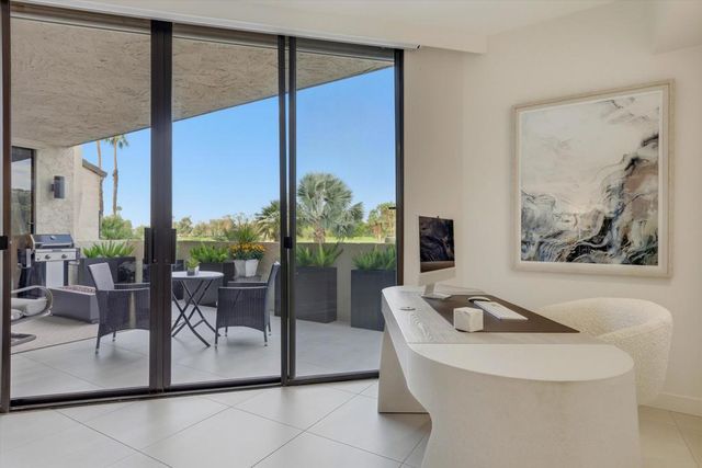 910 Island Drive 110, Rancho Mirage, CA 92270