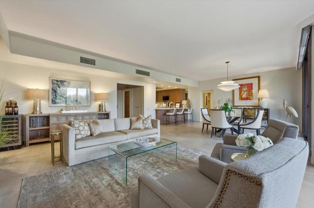 910 Island Drive 110, Rancho Mirage, CA 92270