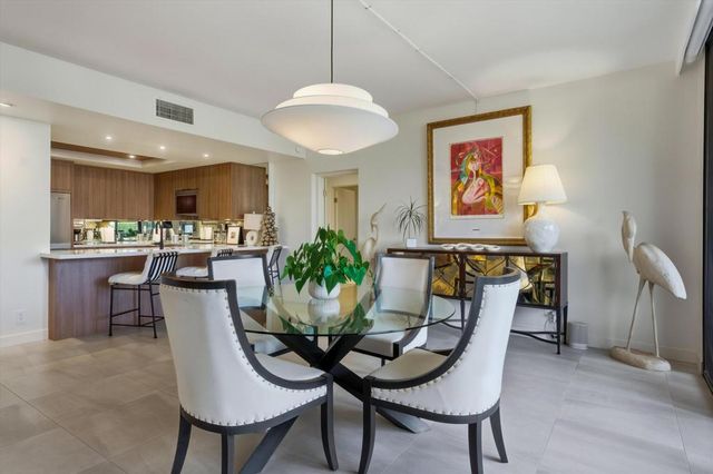 910 Island Drive 110, Rancho Mirage, CA 92270